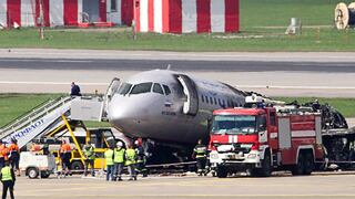 Rusia: casi 60 heridos al aterrizar de emergencia un Boeing en Siberia