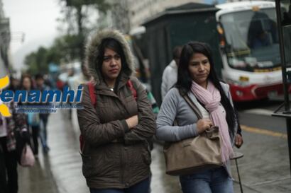¿Esperabas días con sol? Estos distritos de Lima enfrentarán un frío inesperado en Fiestas Patrias