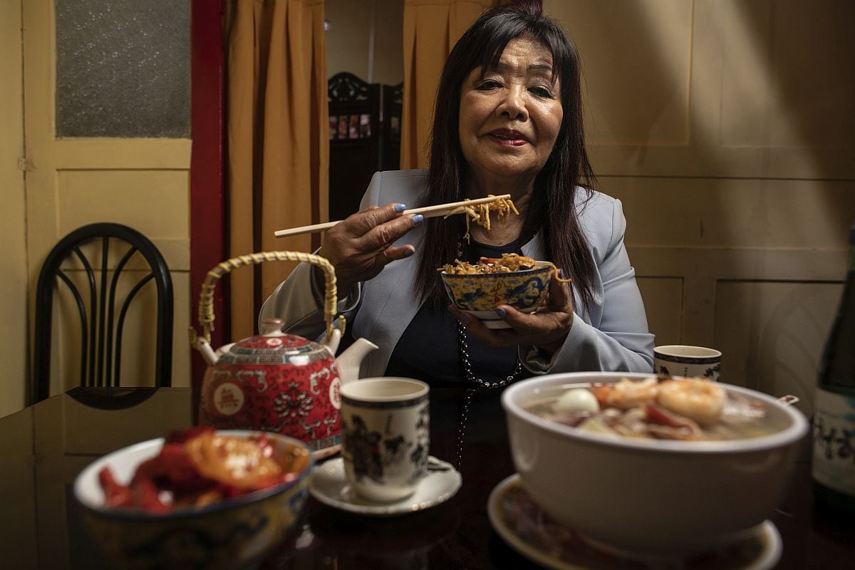 El Chifa Chung Yion (conocido como Chifa Unión) está ubicado en el Jr. Unión 126, Barranco. Ana Tong es la gerente general y se proyecta a abrir un local en Estados Unidos.