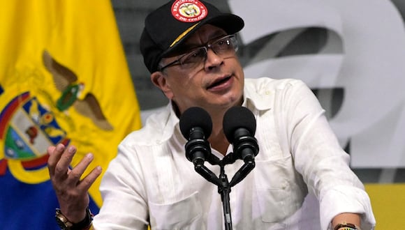 El presidente colombiano, Gustavo Petro, habla durante una asamblea popular en Cali, Colombia, el 10 de mayo de 2024. (Foto de JOAQUIN SARMIENTO / AFP)