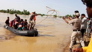 Miles de personas evacúan en Pakistán ante las fuertes lluvias del monzón