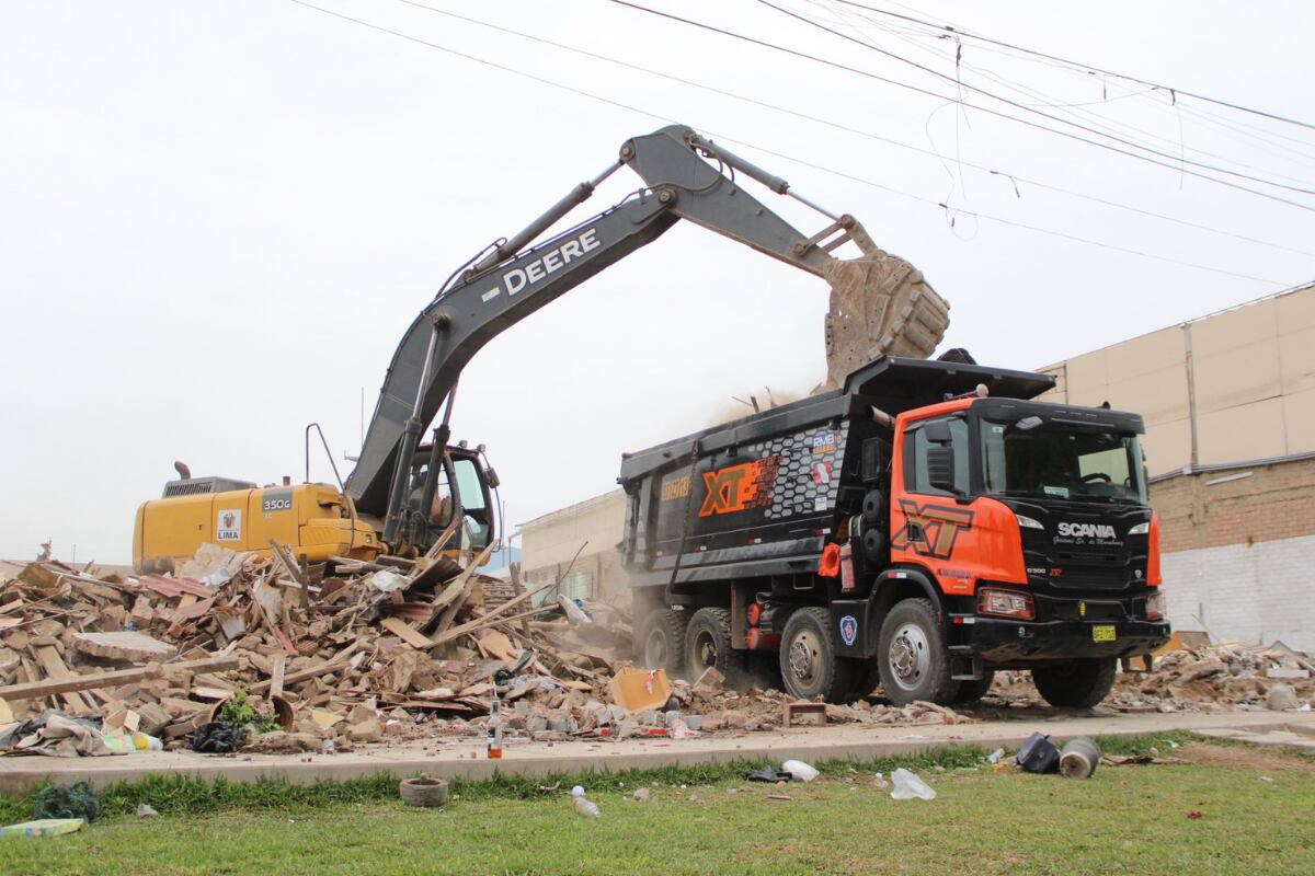 La intervención municipal se llevó a cabo la madrugada de este viernes 27 de diciembre. Foto: Municipalidad de Lima