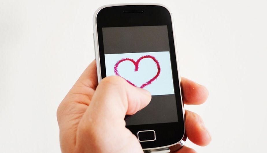 En tiempos de redes sociales y WhatsApp, unas frases bonitas o un ‘Buenos días amor’ harán que el día empiece de la mejor manera. (Foto: Pixabay)