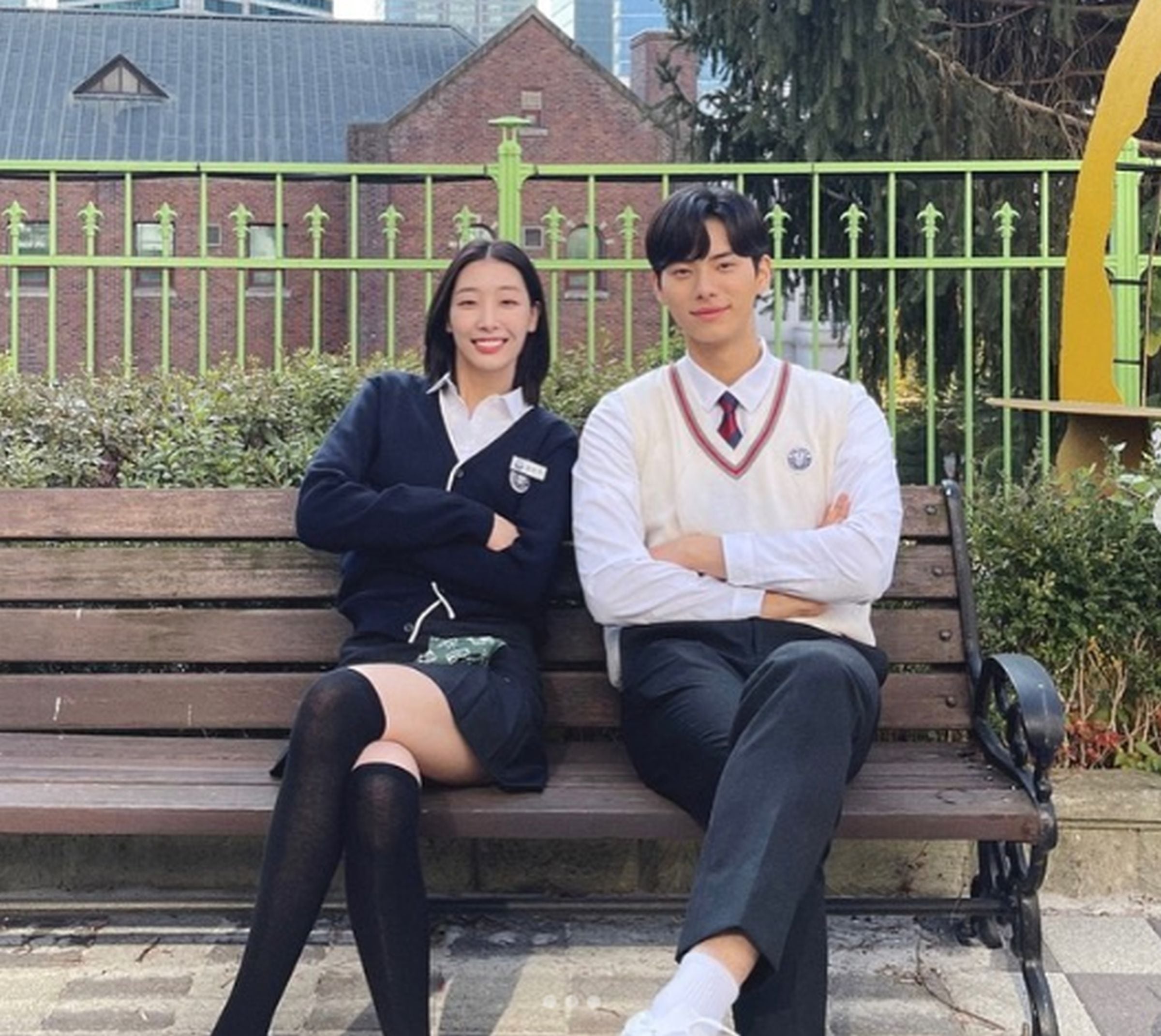 Lee Chae-min y Ryu Da-in se conocieron en el drama “Crash Course in Romance” (Foto: Netflix)