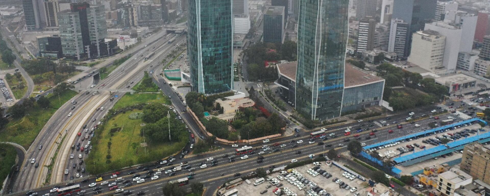Cautela empresarial crece en medio de la segunda vuelta y marzo mostraría menor dinamismo: acá te explicamos por qué