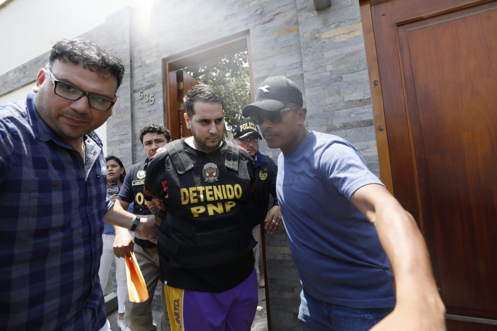 El investigado Jorge Hernández tiene impedimento de salida del país por 24 meses.