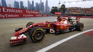 Alonso y Hamilton, los más veloces en prácticas en Singapur