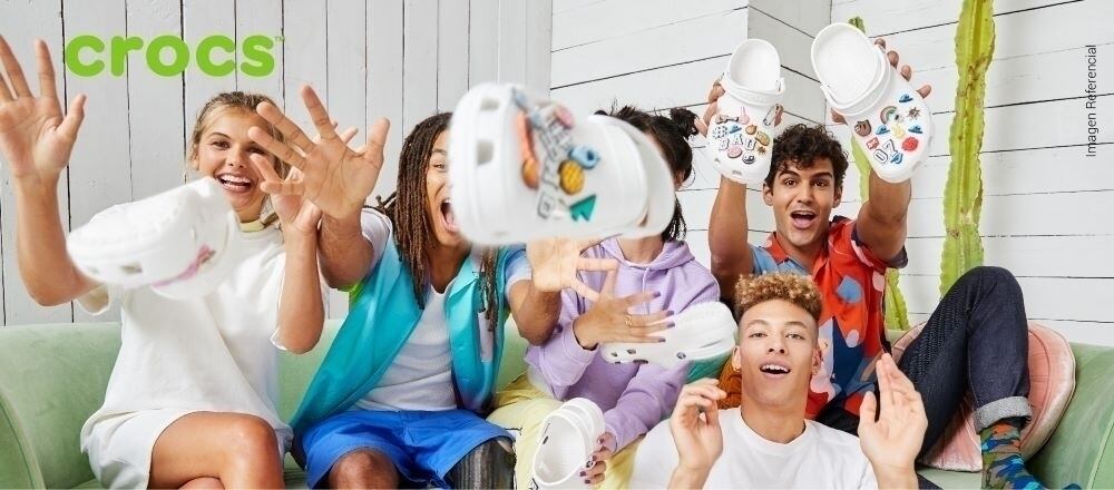 Productos cómodos con diseños ideales para cada estación del año con Crocs. Aprovecha su descuento del 25%