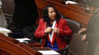 Congresista Rebeca Cruz mintió sobre su votación respecto a las encuestadoras
