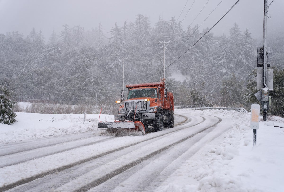 Los estados afectados enfrentarán nieve intensa que impactará los viajes tras Thanksgiving en EE.UU. | Crédito: Allison Dinner / AFP