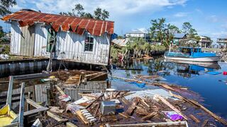 Huracán Idalia golpea Florida EN VIVO: Muertos, inundaciones y cortes de energía provocados por el ciclón