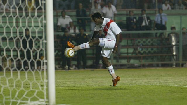 La historia detrás de la foto más dolorosa de Perú en la Eliminatoria Alemania 2006