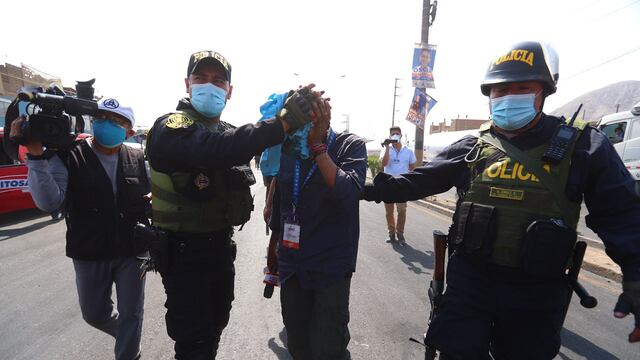 Paro de transportistas: denuncian que periodista fue agredido por manifestantes en la Carretera Central