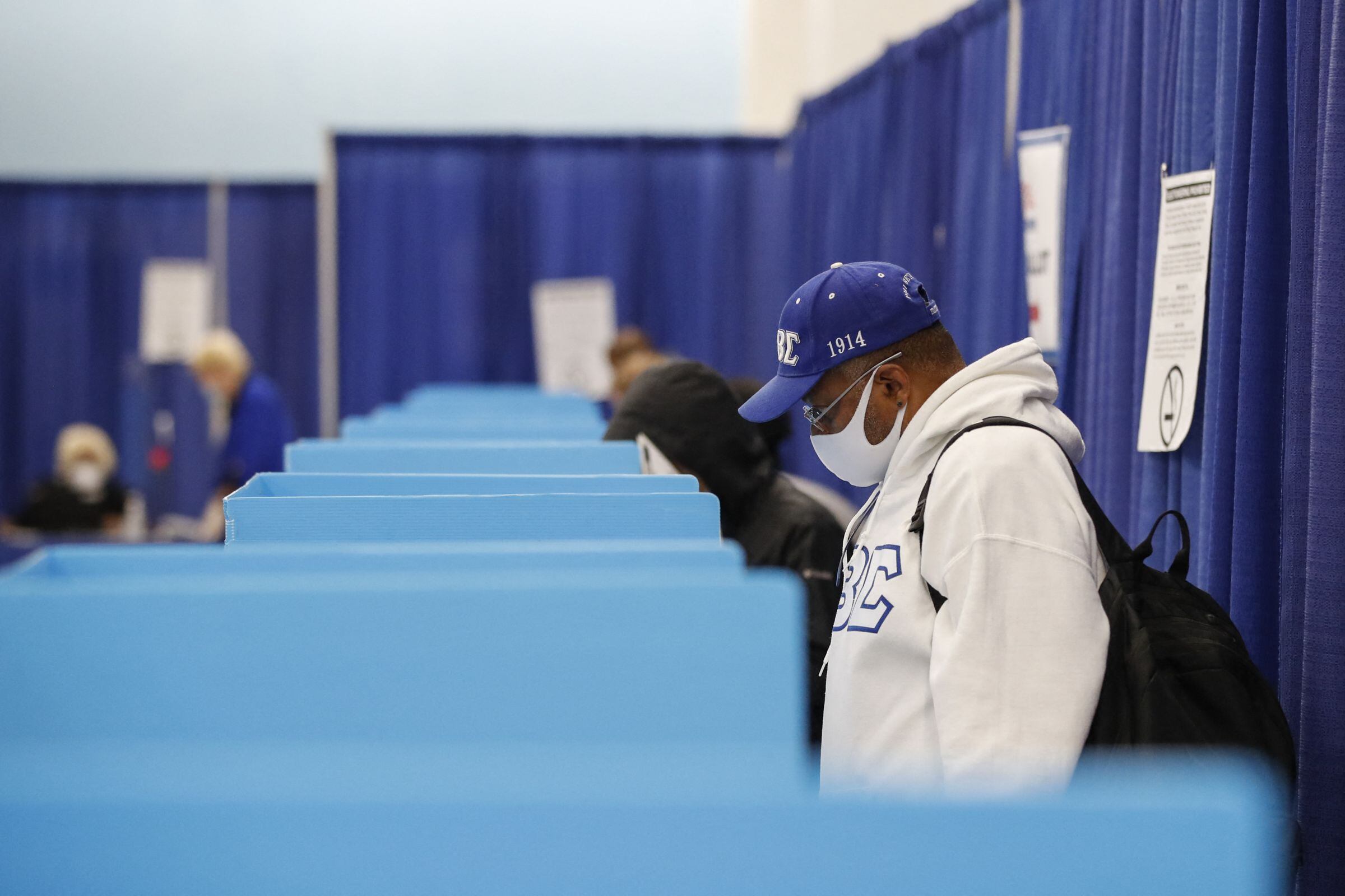 Para votar hay que tener por lo menos 18 años (Foto: AFP)