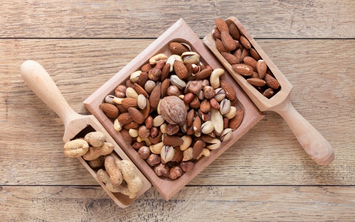 Un estudio analizó cómo el consumo diario de un popular snack influye en los telómeros, estructuras clave para el envejecimiento celular. (Foto referencial: Freepik)