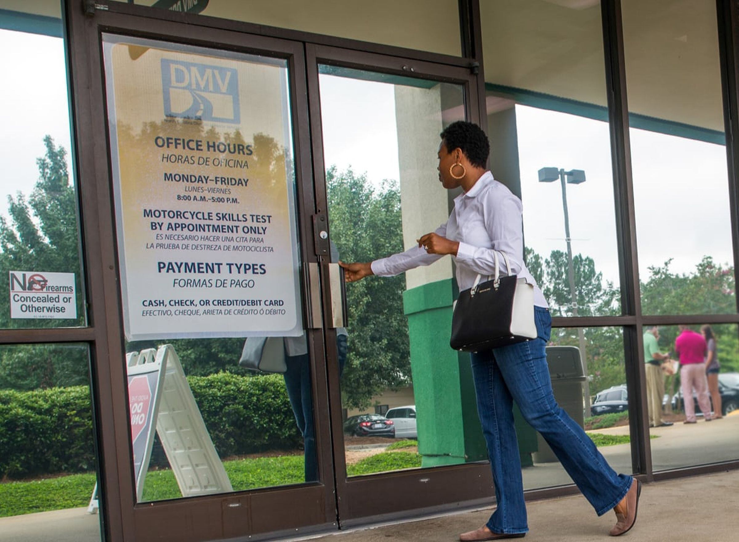 El primer documento REAL ID en Carolina del Norte debe tramitarse de manera presencial (Foto: DMV North Caroline/ Imagen referencial no válida legalmente, solo usada con fines educativos)