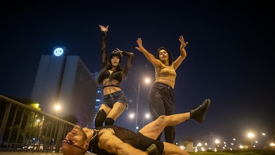 Trenos en el espacio público. 2025