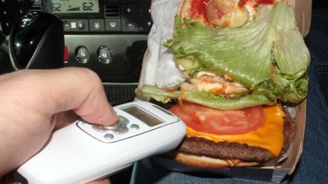 Gadget detecta si alguien escupió en tu comida