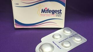 Gobierno de Estados Unidos avisa a las farmacias que deben ofrecer píldoras abortivas