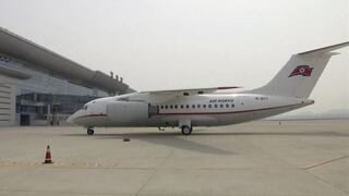 Parte del avión de una aerolínea norcoreana se desprendió en pleno vuelo