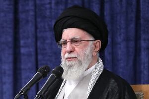 Israel amenaza con atacar directamente al ayatolá Ali Jameneí en Irán “si continúa amenazando” al país