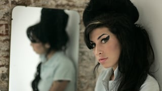 Padre de Amy Winehouse: "Espíritu de mi hija me visita todo el tiempo"