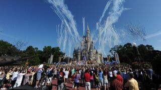 Alrededor de 43 mil empleados de Disney World son suspendidos sin sueldo en Orlando