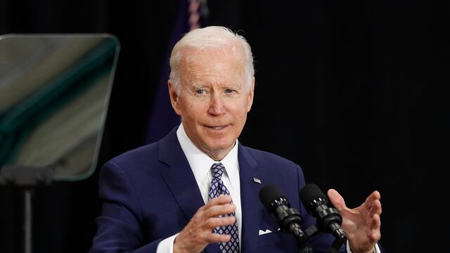 Joe Biden dice que el supremacismo blanco es un “veneno” tras tiroteo racista en Buffalo 