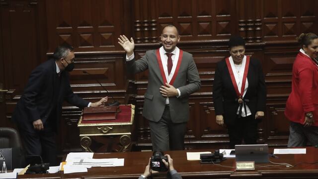 Alejandro Muñante, de Renovación Popular, es el nuevo tercer vicepresidente del Congreso