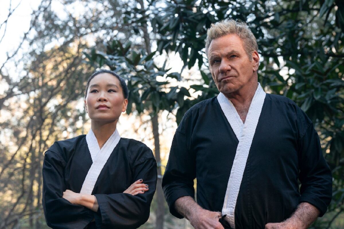 Kim Da Eun (Alicia Hannah-Kim) y John Kreese (Martin Kove) llegaron al Sekai Taikai al final de la primera parte de la sexta temporada de "Cobra Kai" (Foto: Netflix)