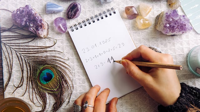 Para muchos, la numerología ayuda a entender procesos de vida o puede ser determinante a la hora de elegir fechas clave.