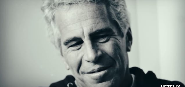 Los crímenes de Jeffrey Epstein: una cronología que termina con su muerte