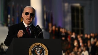 Biden dice que Estados Unidos tiene la “obligación moral” de regular más las armas de fuego