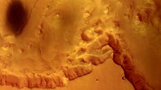 Qué son los misteriosos canales formados en Marte y por qué el hallazgo recuerda a los gusanos de arena de “Dune”