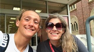 De vivir en la calle a ver a su hijo competir en París 2024: la inspiradora historia de una madre y su hijo