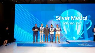 Técnico mecánico experto en camiones consigue la medalla de plata en el Hyundai World Skills Olympics