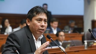 Comisión de Ética aprueba denuncia de oficio contra congresista Paul Gutiérrez