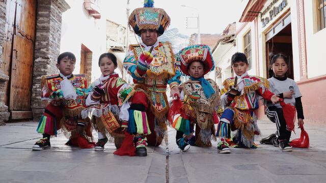 Moisés Villa, el danzante de tijeras que busca formar a las nuevas generaciones en Huancavelica