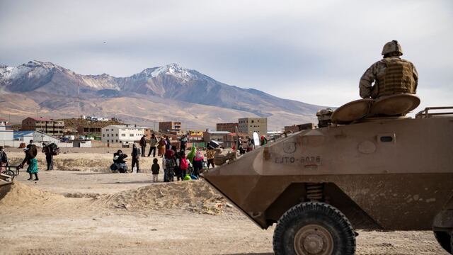 Chile refuerza vigilancia en la frontera con Bolivia ante masivo ingreso ilegal de migrantes venezolanos