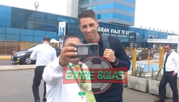 Arquero uruguayo Sebastián Britos llegó a Lima para unirse a la pretemporada de Universitario de Deportes | Foto: Captura / Entre Bolas