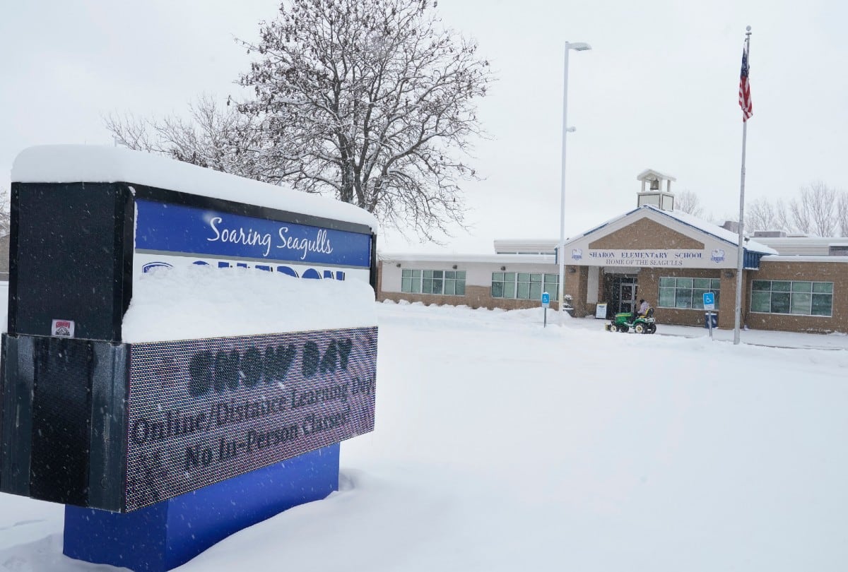 La tormenta provoca cierres y retrasos en escuelas de Nueva York y Nueva Jersey este martes. | Crédito: GEORGE FREY / AFP