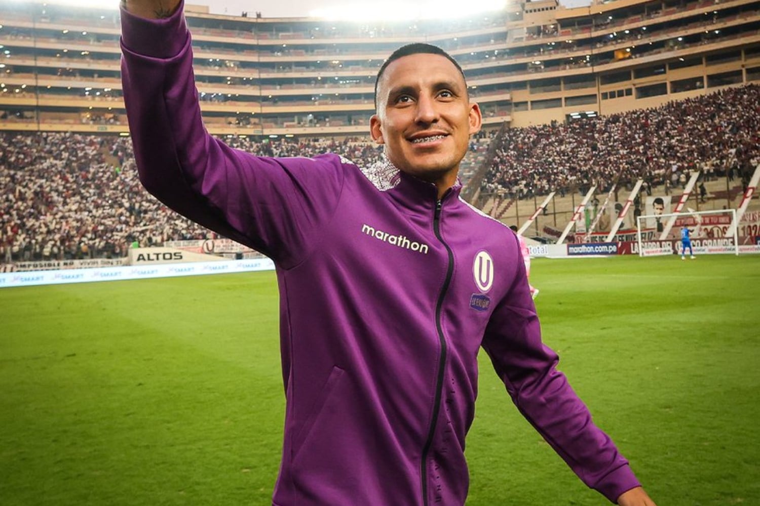 Alex Valera, con 17 goles, fue elegido como el mejor delantero del año.