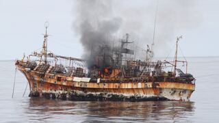 El ‘barco fantasma’ japonés que apareció el 2012 rumbo hacia Alaska y fue hundido por la artillería norteamericana