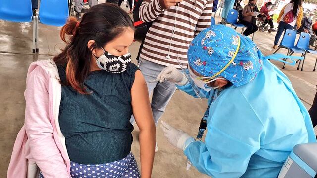 COVID-19: así se realiza la vacunación a embarazadas con 28 semanas de gestación en Lima y Callao | FOTOS
