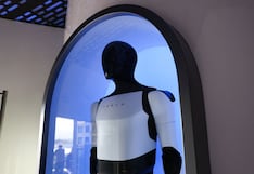 Elon Musk pide pago de un billón de dólares para mantener control del ejército de robots que Tesla construye