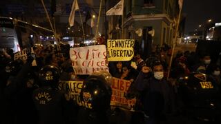 Yenifer Paredes: ciudadanos protestan en exteriores de sala penal mientras se resuelve pedido de prisión preventiva 