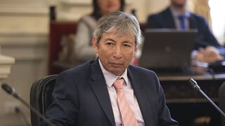 Congreso: aprueban moción para interpelar a ministro de Economía