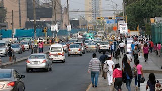 Municipalidad de Lima aplicará multas de S/552 a conductores que no respeten luz roja del semáforo