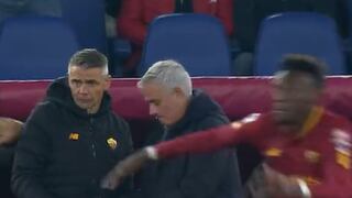 La serena reacción de Mourinho tras golazo de Roma a Juventus | VIDEO