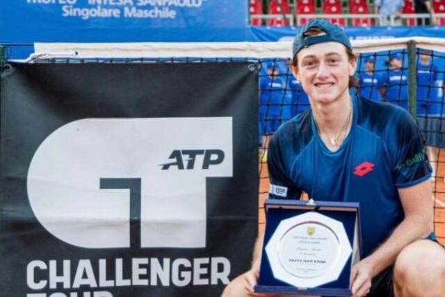 En agosto de 2024 alcanzó su primera final en el Challenger de Como, cuando perdió ante el francés Gabriel Debru.